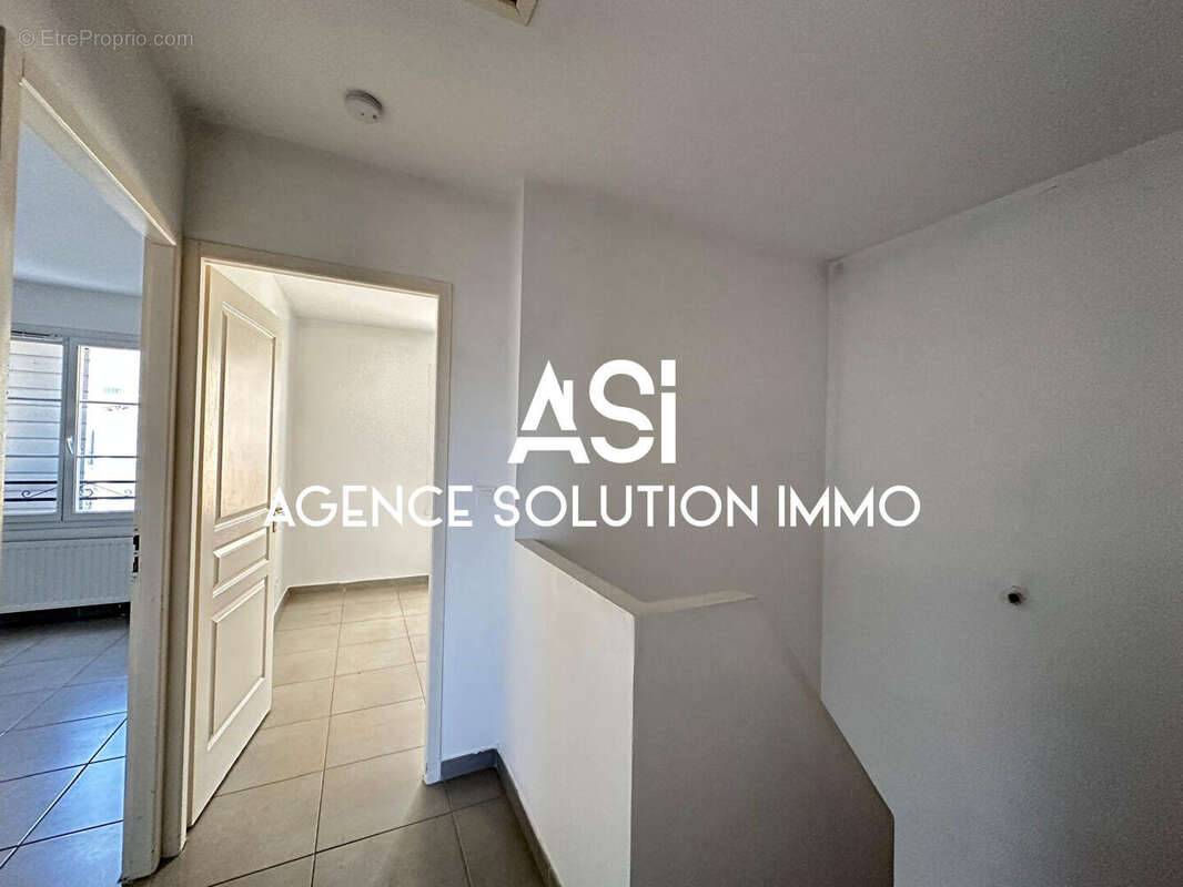 Maison 110 m² à Montelimar  - photo 7