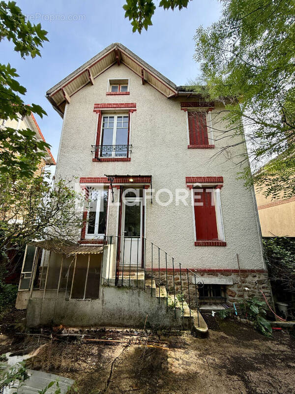 Maison à SAVIGNY-SUR-ORGE