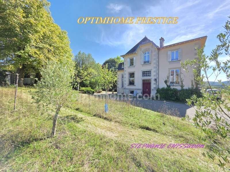 Maison à SAINT-AMAND-JARTOUDEIX