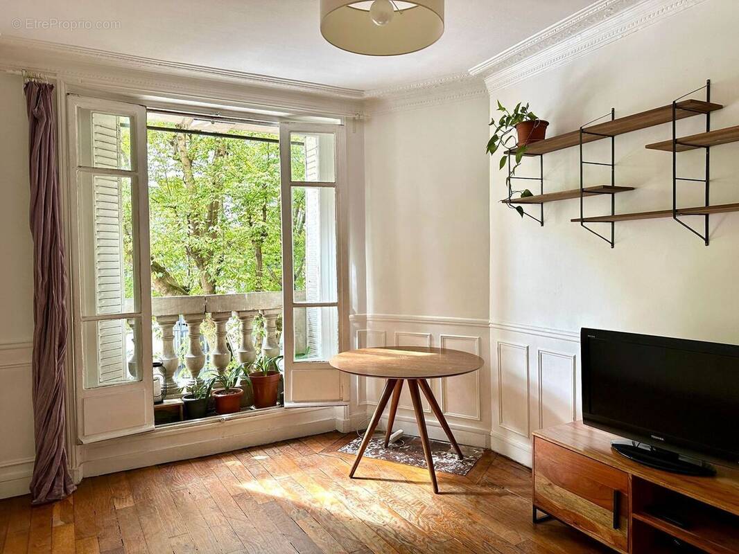 Appartement à PARIS-18E