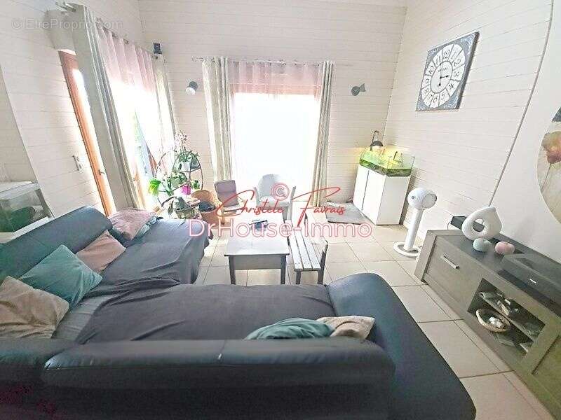 Maison à LES LOGES-MARCHIS