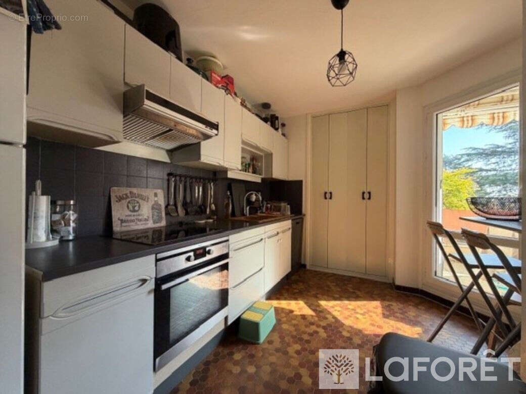 Appartement à OULLINS
