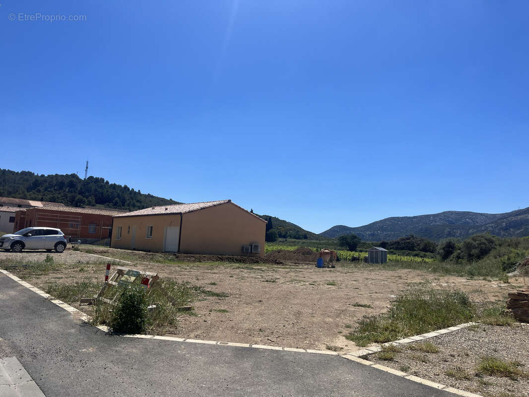 Terrain à FRAISSE-DES-CORBIERES