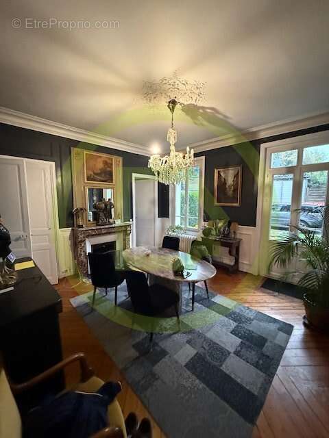 Maison à MONT-SAINT-AIGNAN