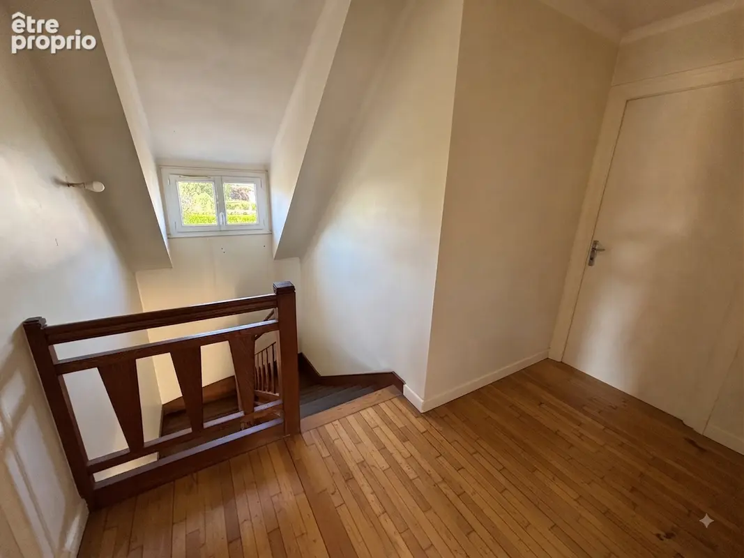 Maison avec vie de plain-pied - bourg de langueux - photo 9