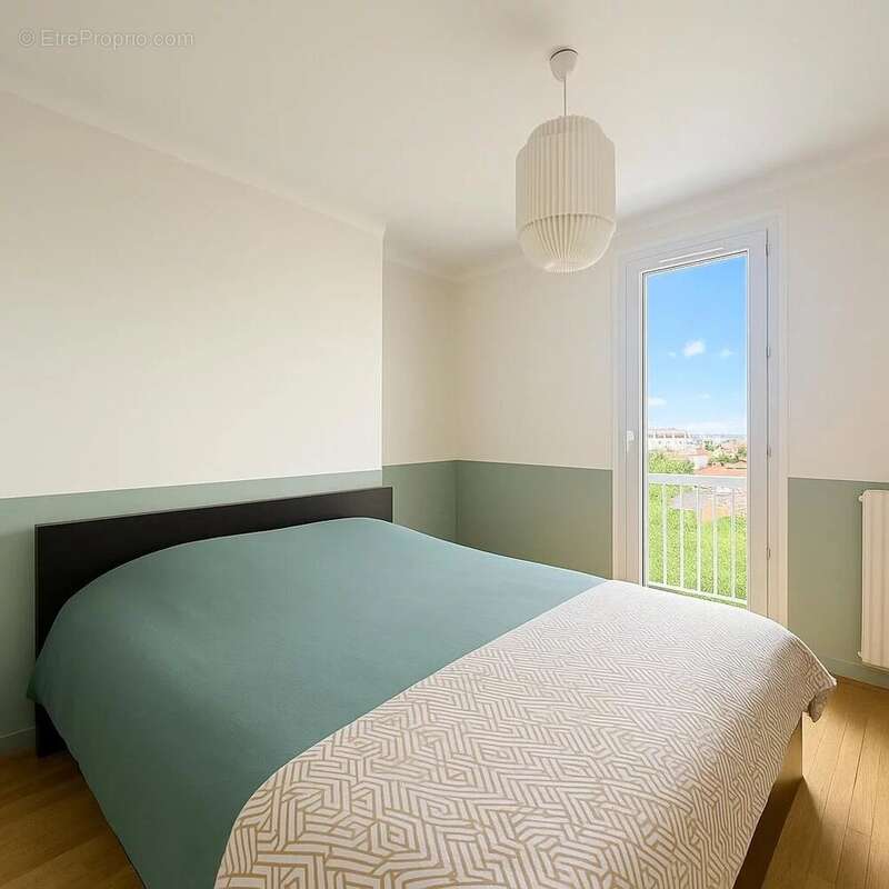 Appartement à SAINT-MAUR-DES-FOSSES