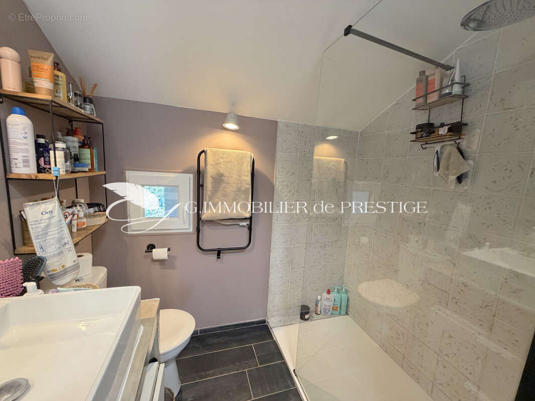 Une maison de ville avec jardin et piscine - photo 16