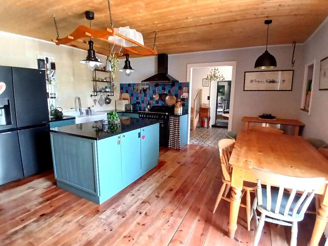 Charmante maison de campagne en pierre avec piscine et grandes dépendances - photo 3