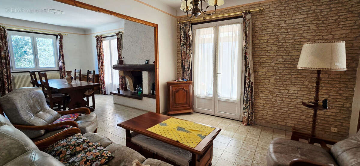 Maison à BAGNOLS-SUR-CEZE