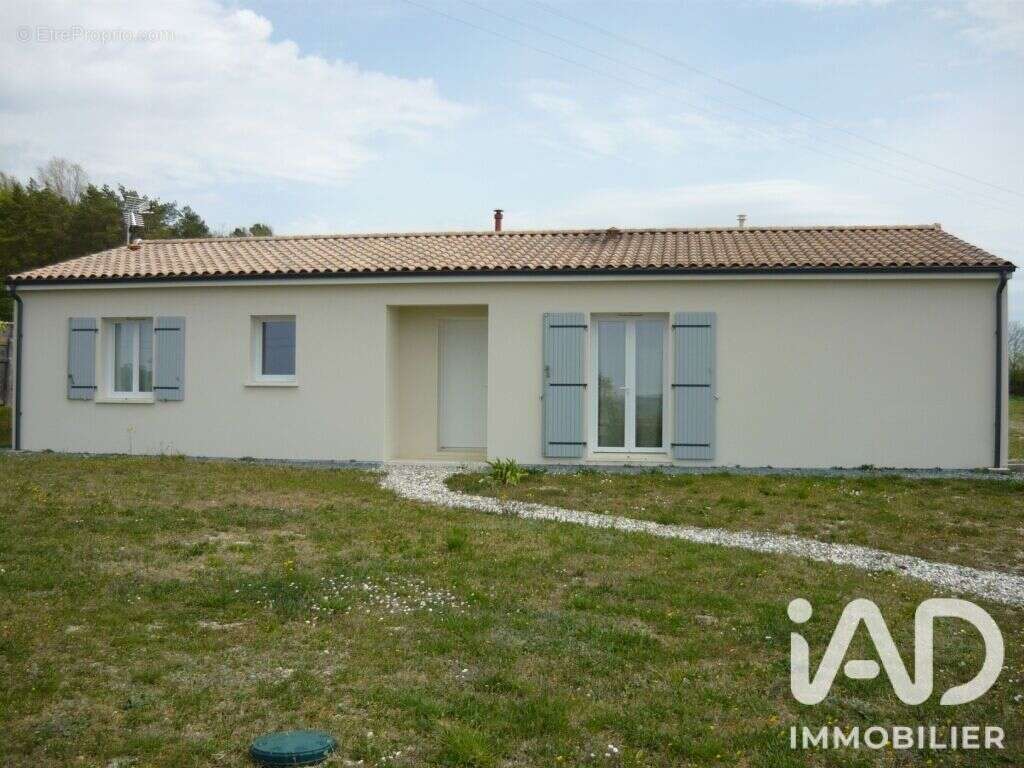 Maison 96 m² à Juignac  - photo 8