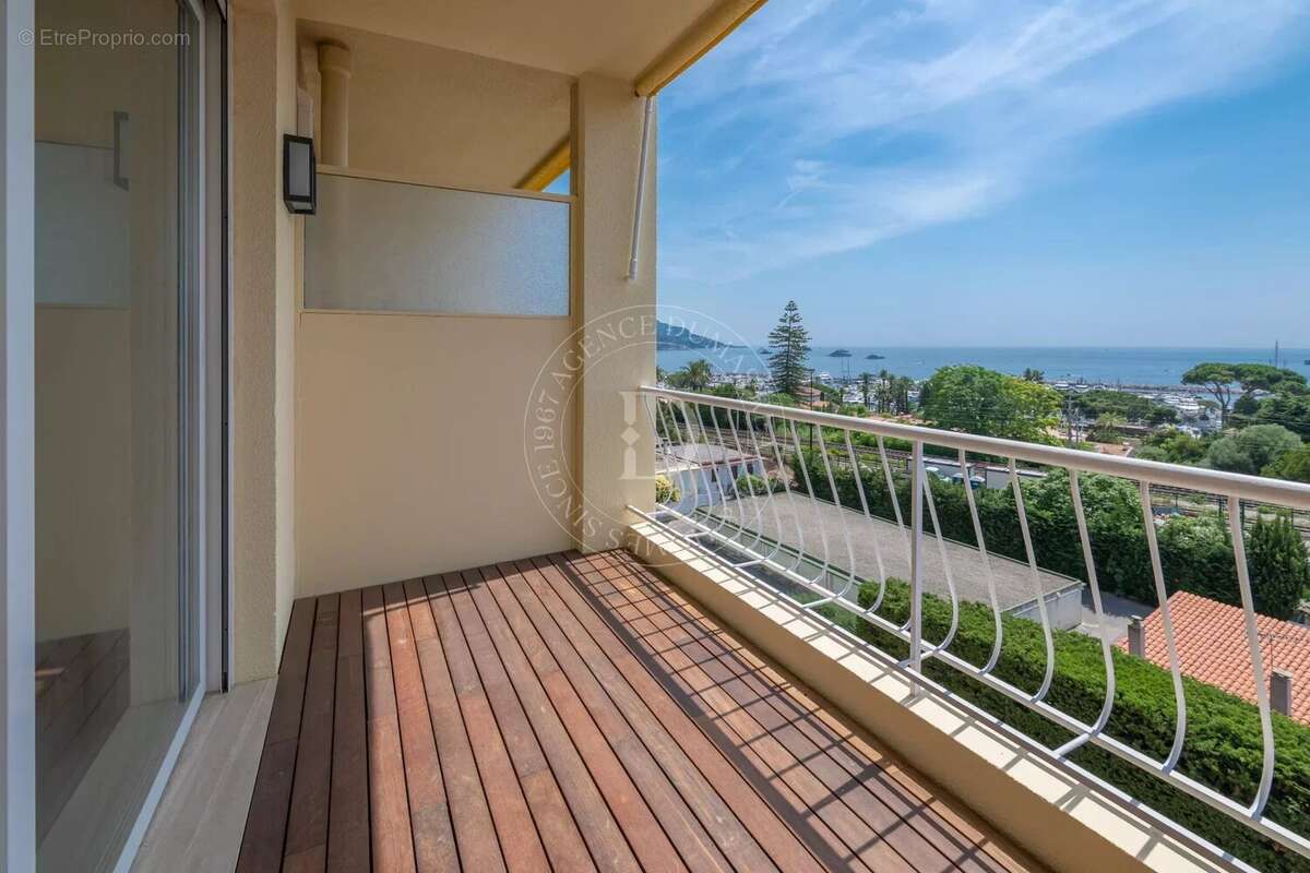 Appartement à BEAULIEU-SUR-MER