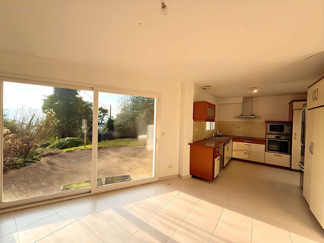 Maison à JOUY-EN-JOSAS