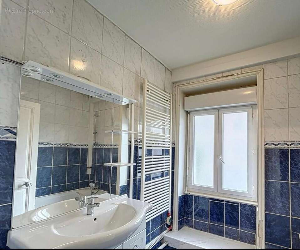 Maison à PONT-DE-CHERUY