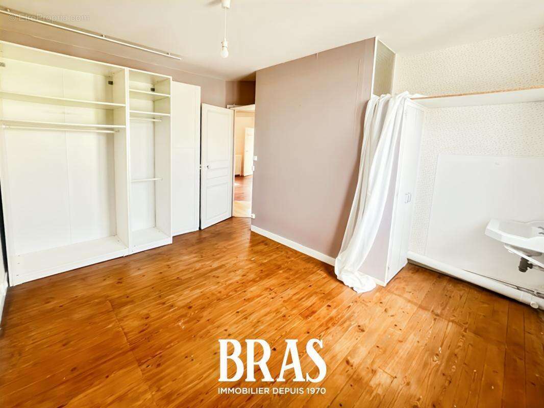 Appartement à LE POULIGUEN