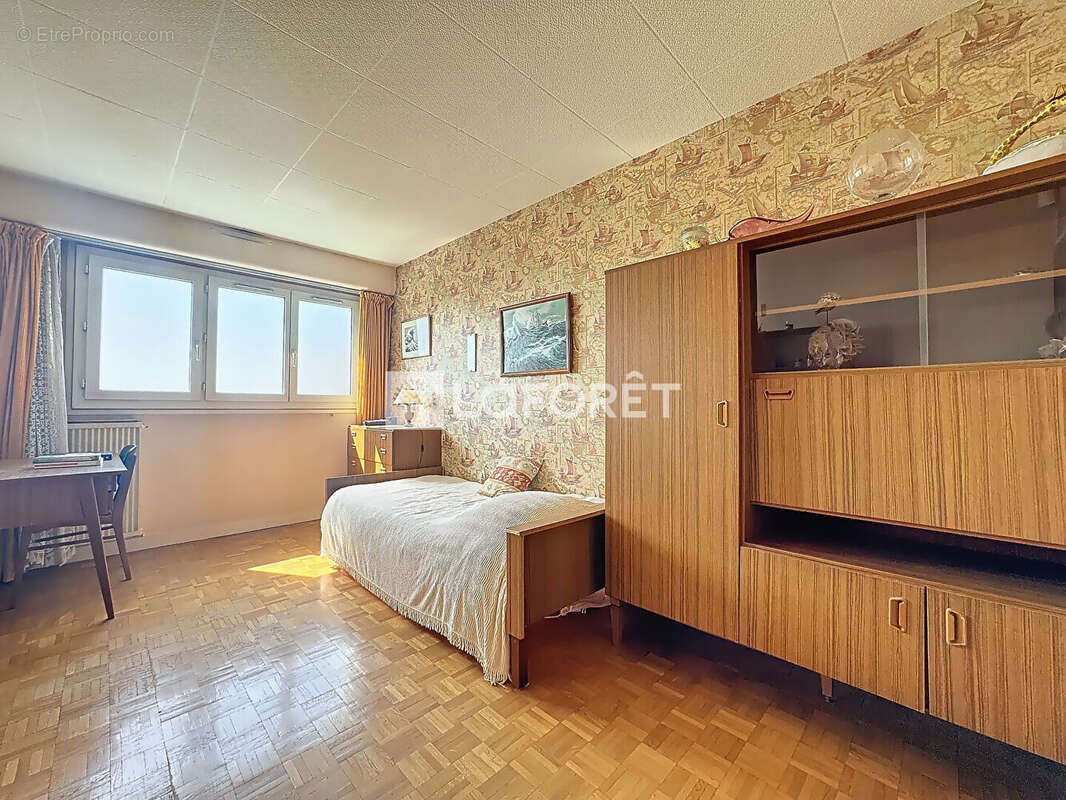 Appartement à BONNEUIL-SUR-MARNE