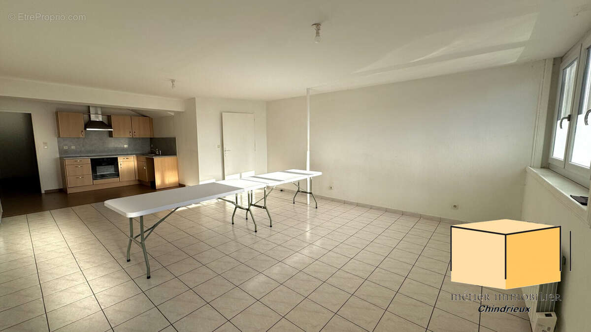 Appartement à CULOZ