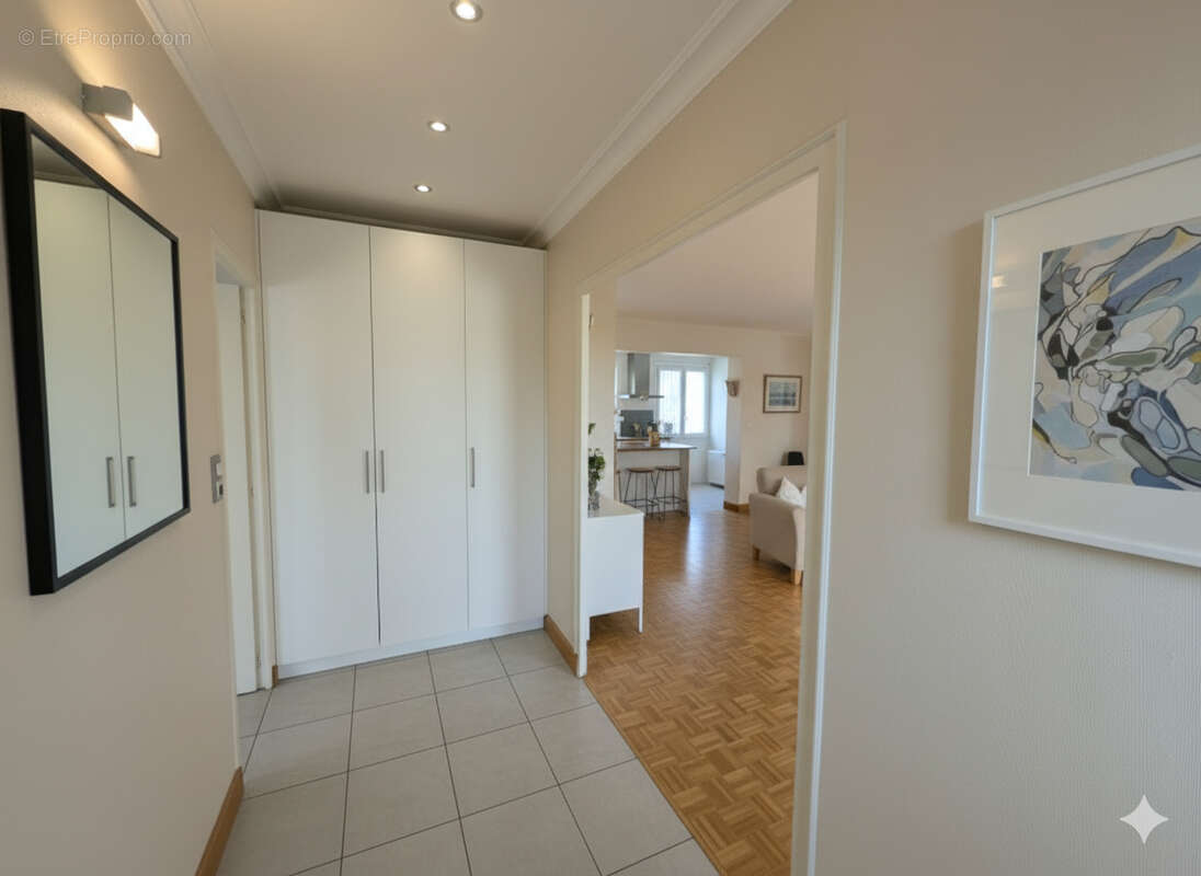 Maison à LES PONTS-DE-CE