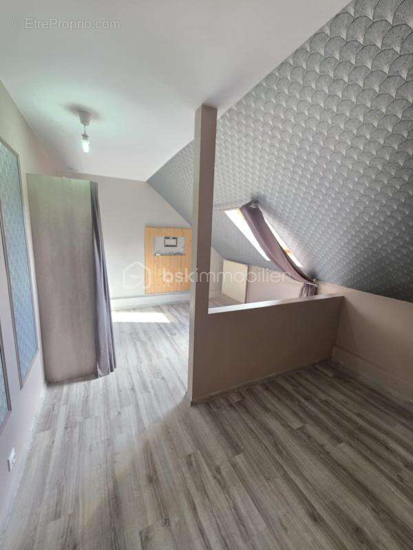 Maison à SAINTE-GAUBURGE-SAINTE-COLOMBE