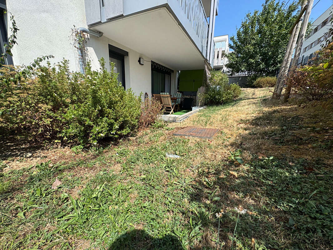 Appartement 68 m² à Annemasse  - photo 9