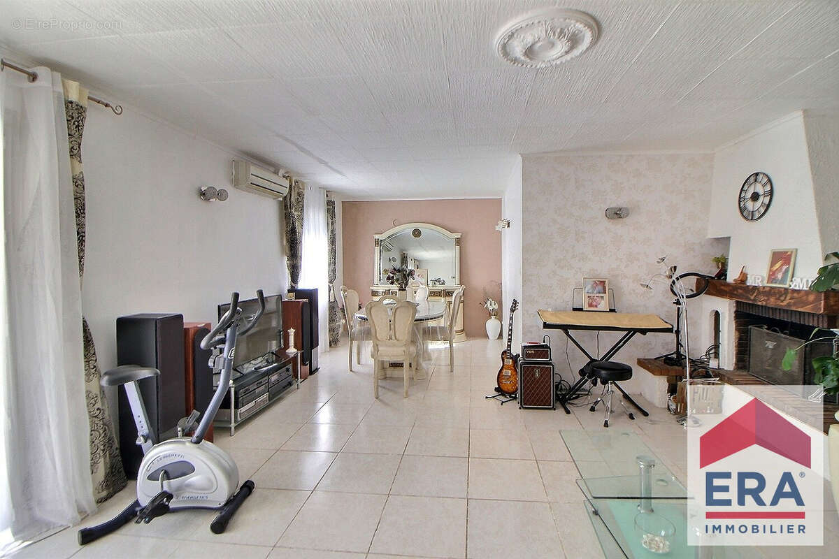 Maison à PIERRELATTE