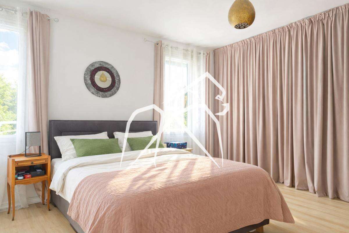 Maison à DEVILLE-LES-ROUEN