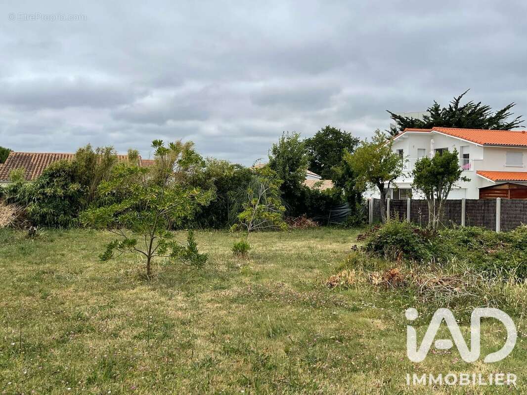 Maison 142 m² à Saint-Georges-De-Didonne  - photo 5