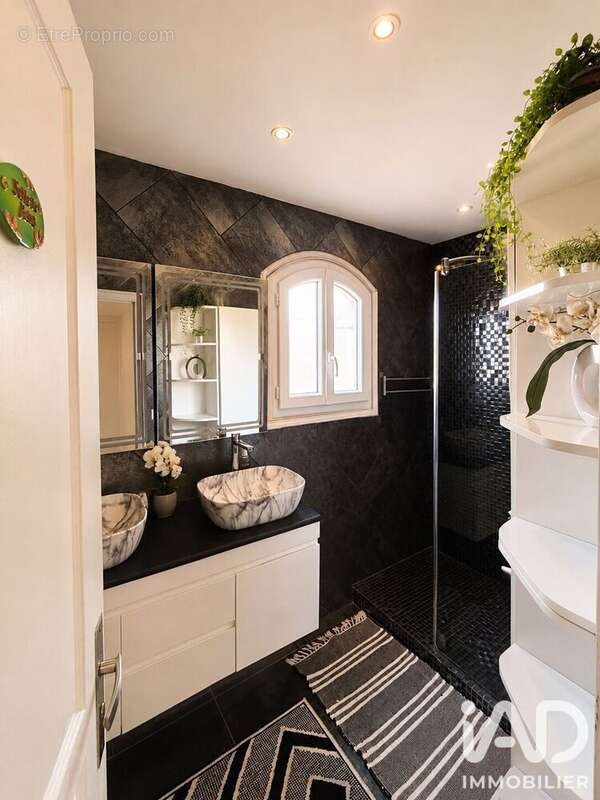 Maison 89 m² à Frejus  - photo 7