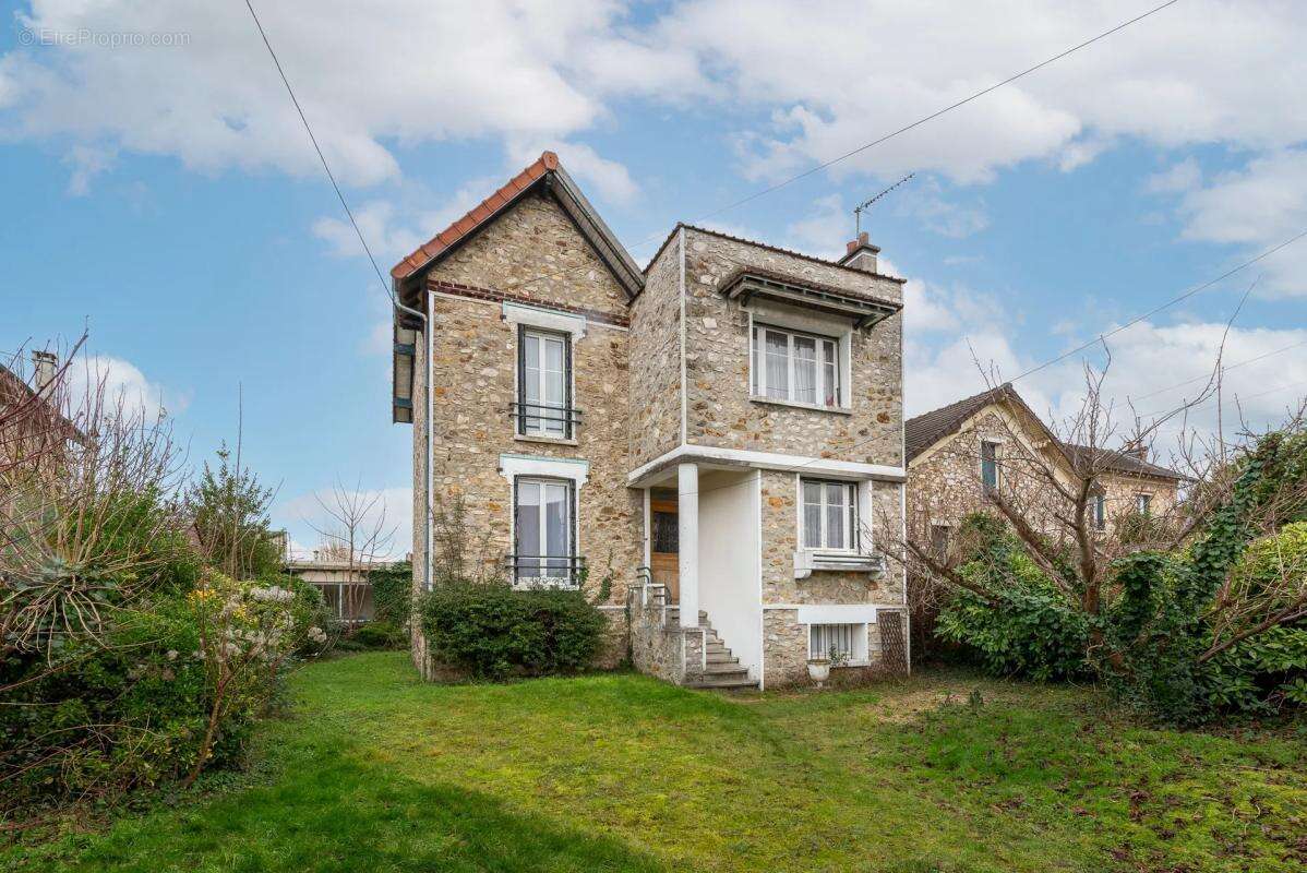 Maison à LAGNY-SUR-MARNE