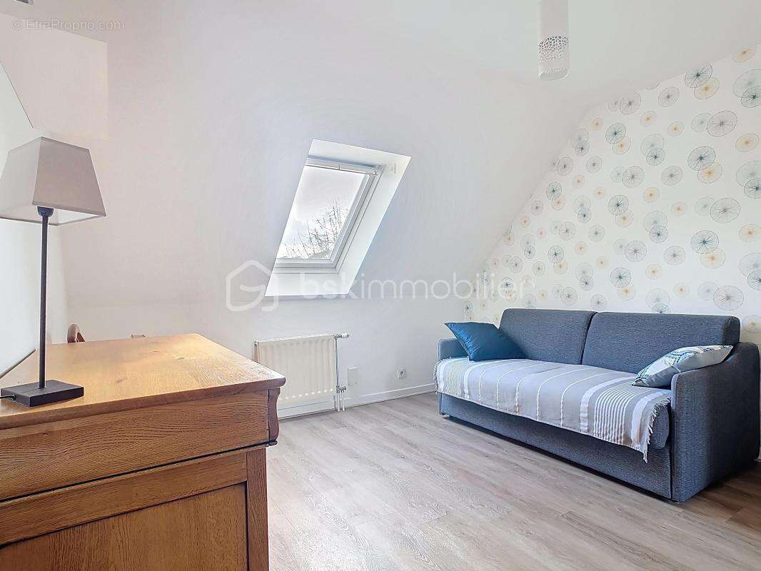 Maison à CHAMPS-SUR-MARNE