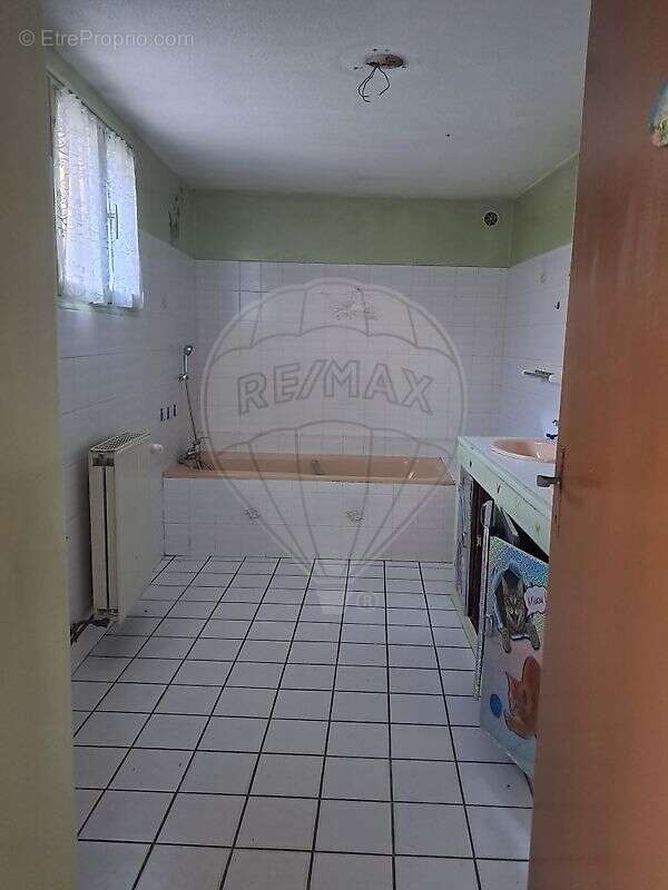 Maison à SAINT-GEORGES-DE-RENEINS