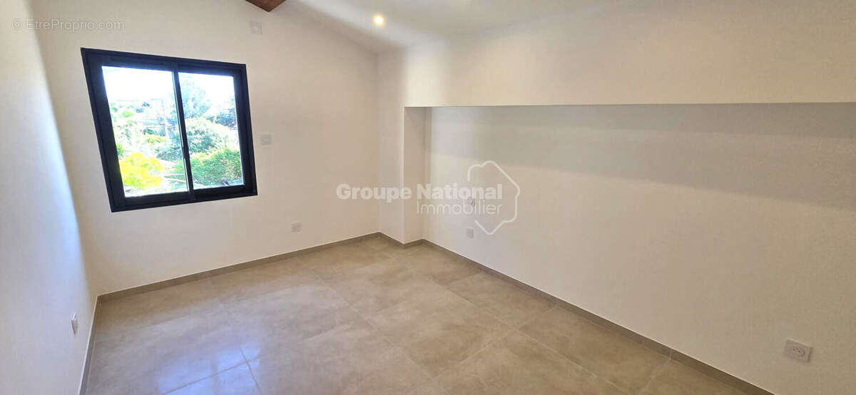 Appartement à CARRY-LE-ROUET