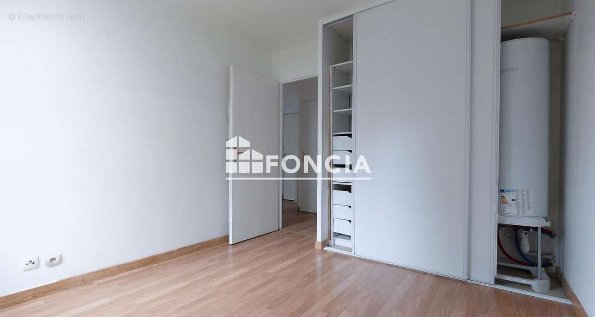 Appartement à DAMMARIE-LES-LYS