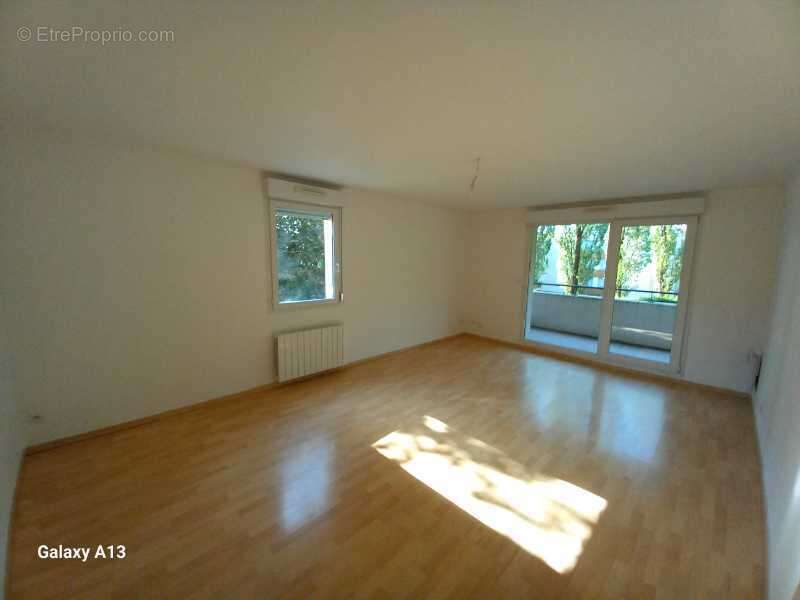 Appartement 78 m² à Montbeliard  - photo 2