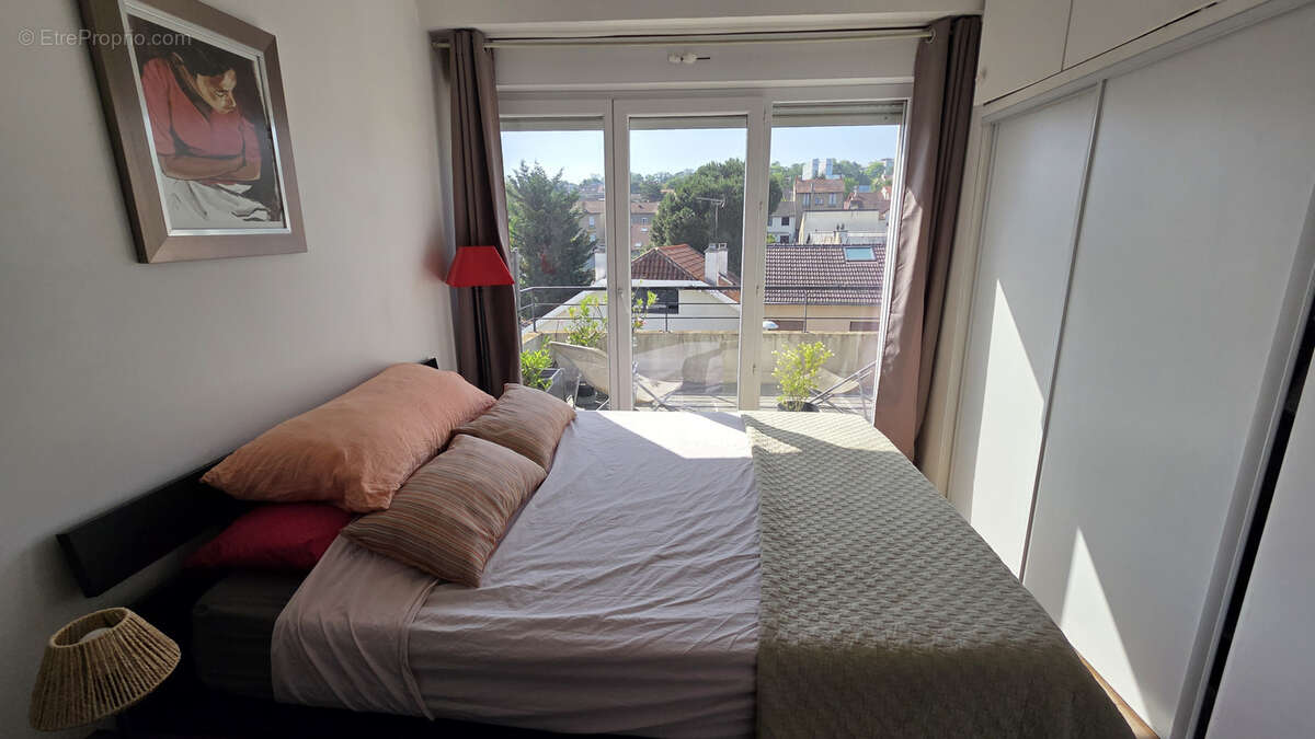 Appartement à NANTERRE