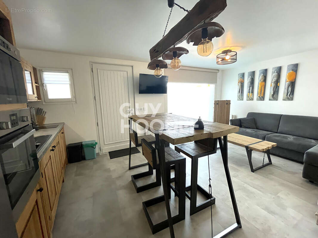 Appartement à SAINT-MARTIN-DE-RE