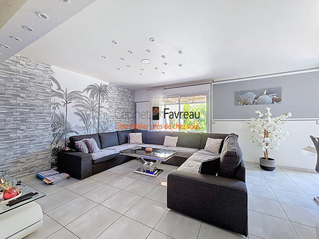 Maison à SAINT-GERMAIN-LES-ARPAJON