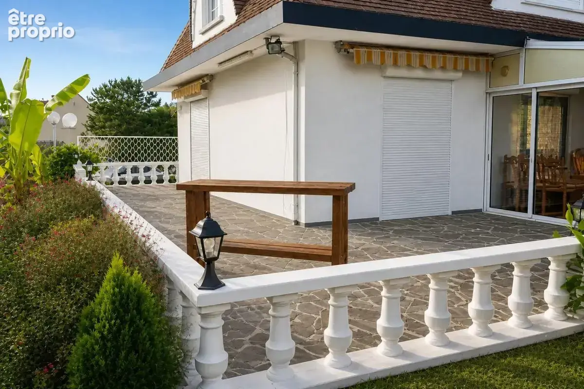 Maison de 12 pièces de 240 m² à Mormant - photo 3