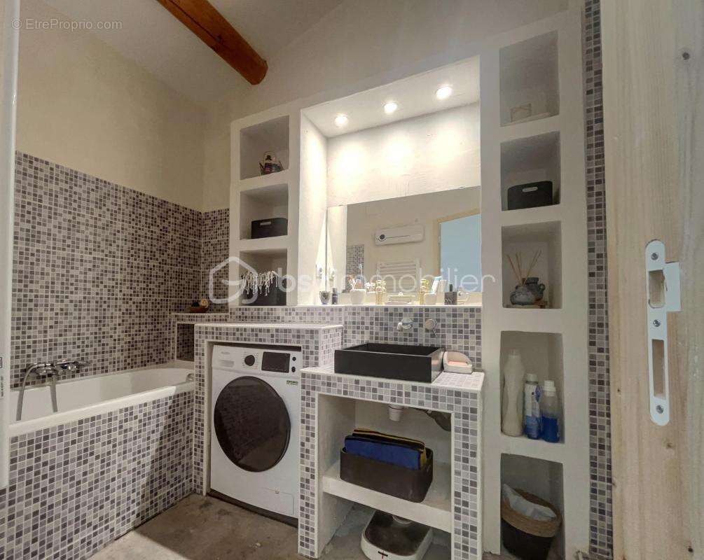 Maison à ROUSSILLON