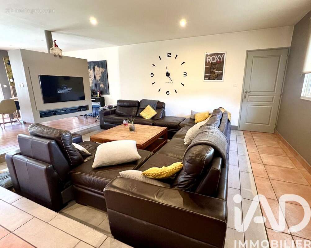 Photo 3 - Maison à SALLES