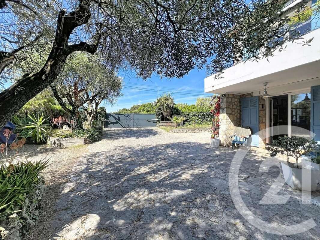 Maison à MOUGINS
