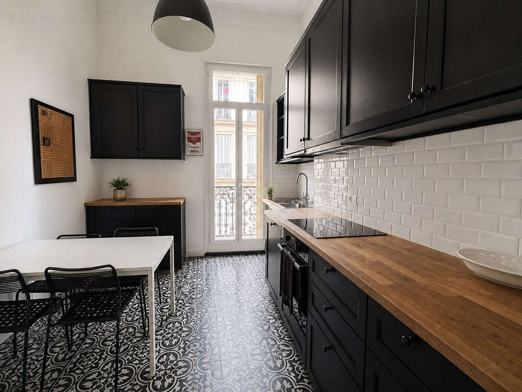 Appartement Marseille 4/5 pièce(s) 130 m2 - photo 5