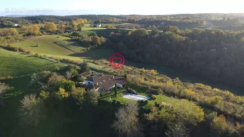Maison à L'ISLE-EN-DODON
