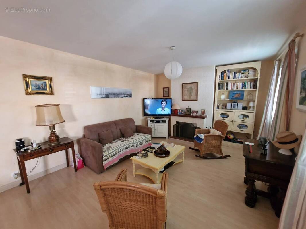 Appartement à SAINT-FLORENT