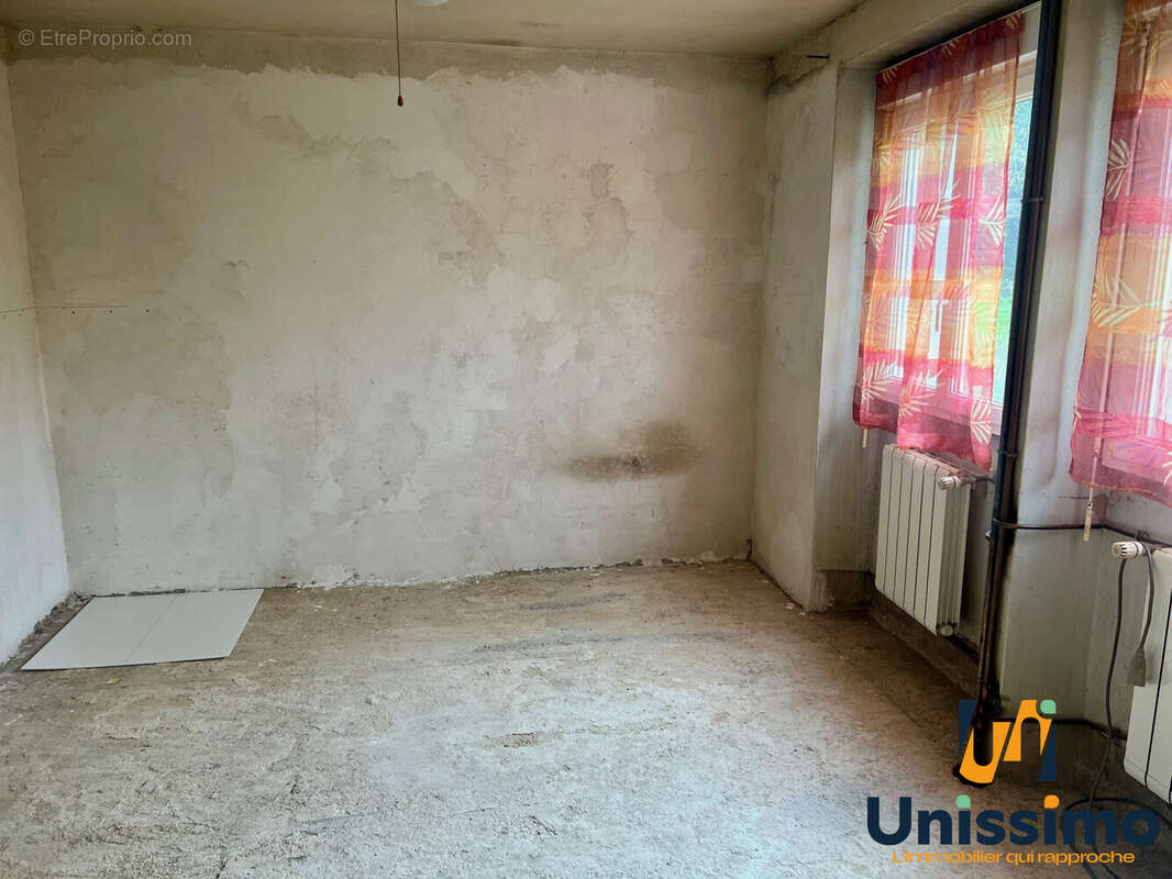 Maison à REMONDANS-VAIVRE