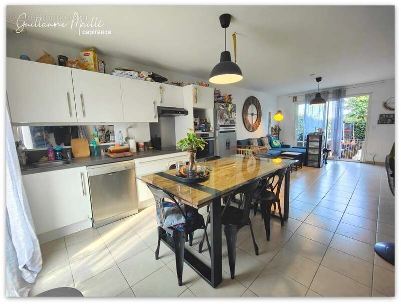 Maison à SAINT-THIBERY