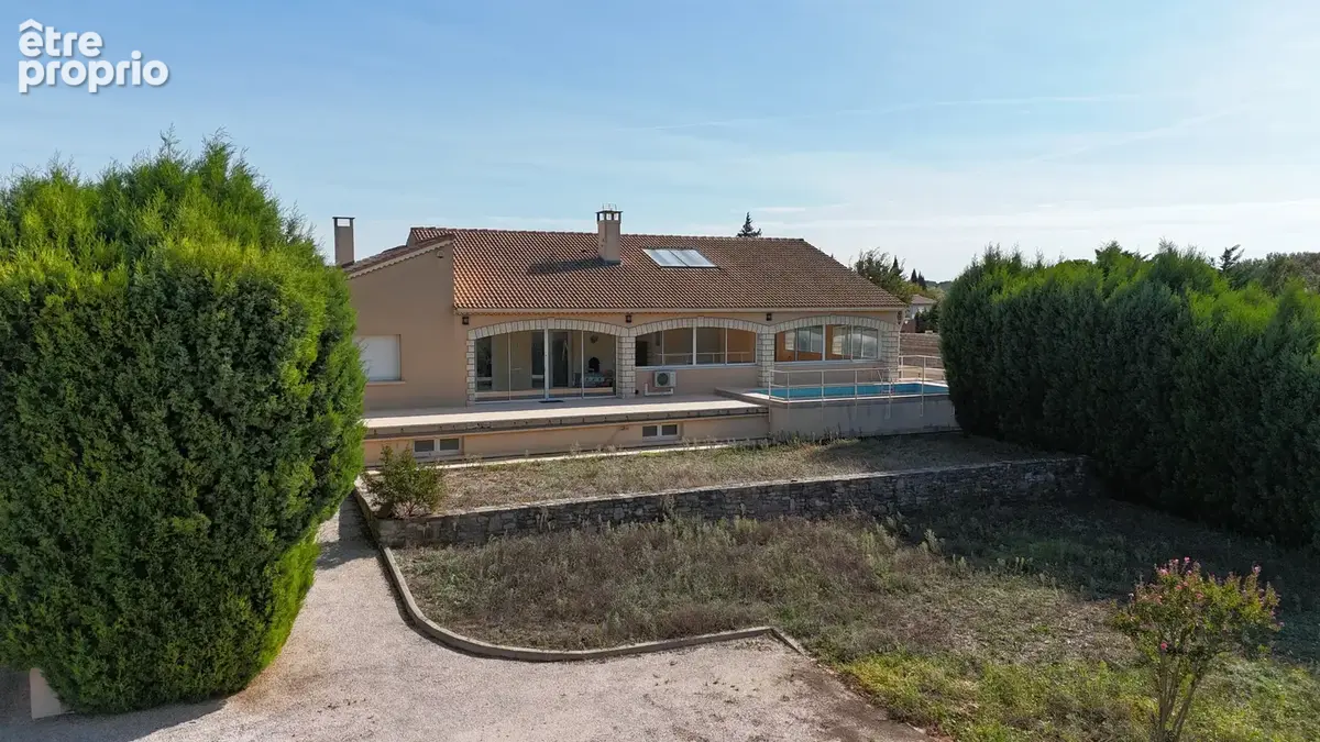 Maison familiale 214 m2 sur un terrain de 2155 m2 - photo 13