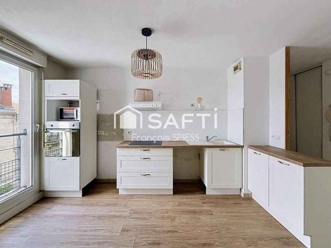 Appartement 64 m² à Bordeaux  - photo 4