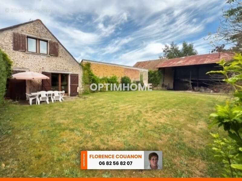 Maison à LONGVILLIERS