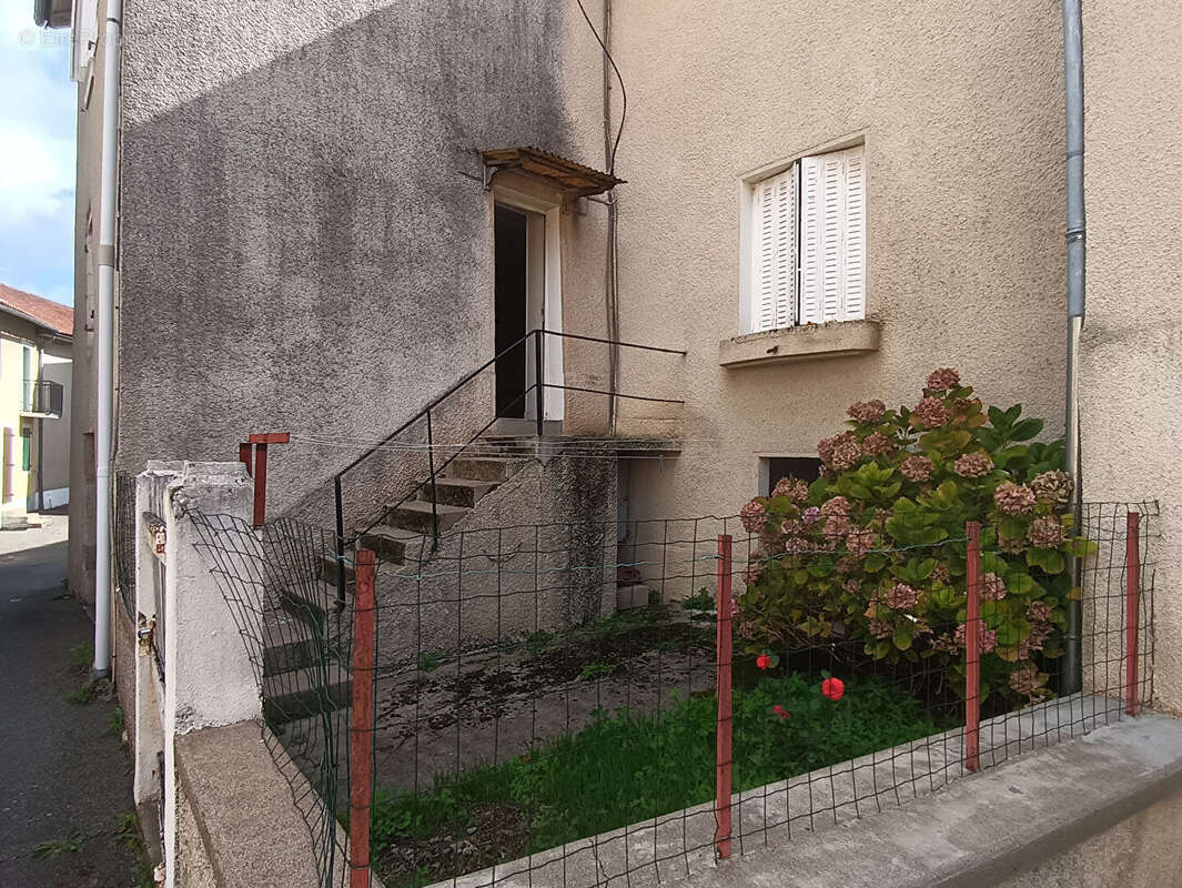 Maison à ASPRIERES
