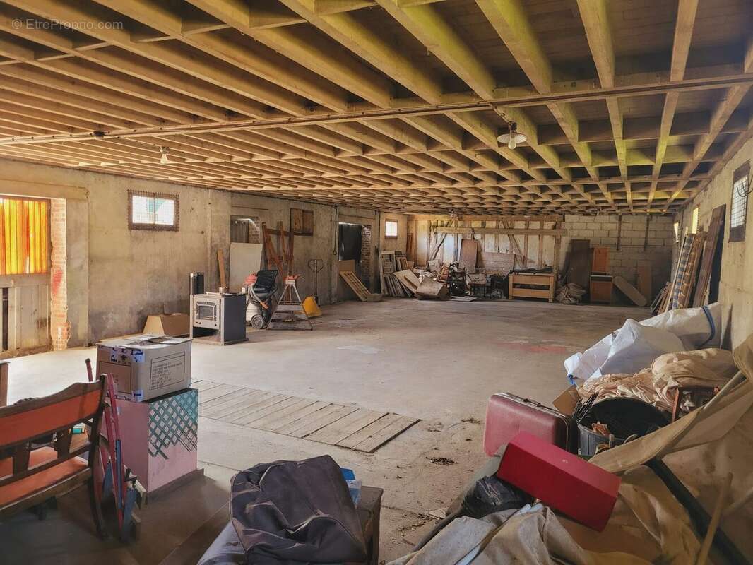 Maison 300 m² à Daubeuf-La-Campagne  - photo 2